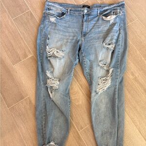 Judy Blue Boyfriend Distressed Blue Jeans 24W